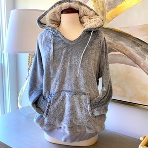 🎉Dylan sweatshirt